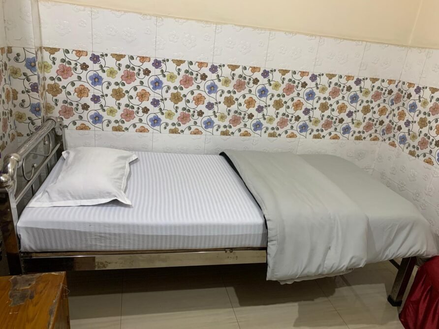 Single Non AC Bed Room
